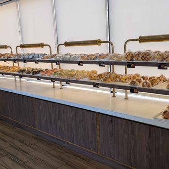 85°C Bakery Cafe-Anaheim - Why's the bottom shelf empty? - Bakeries Near Me - Anaheim, California