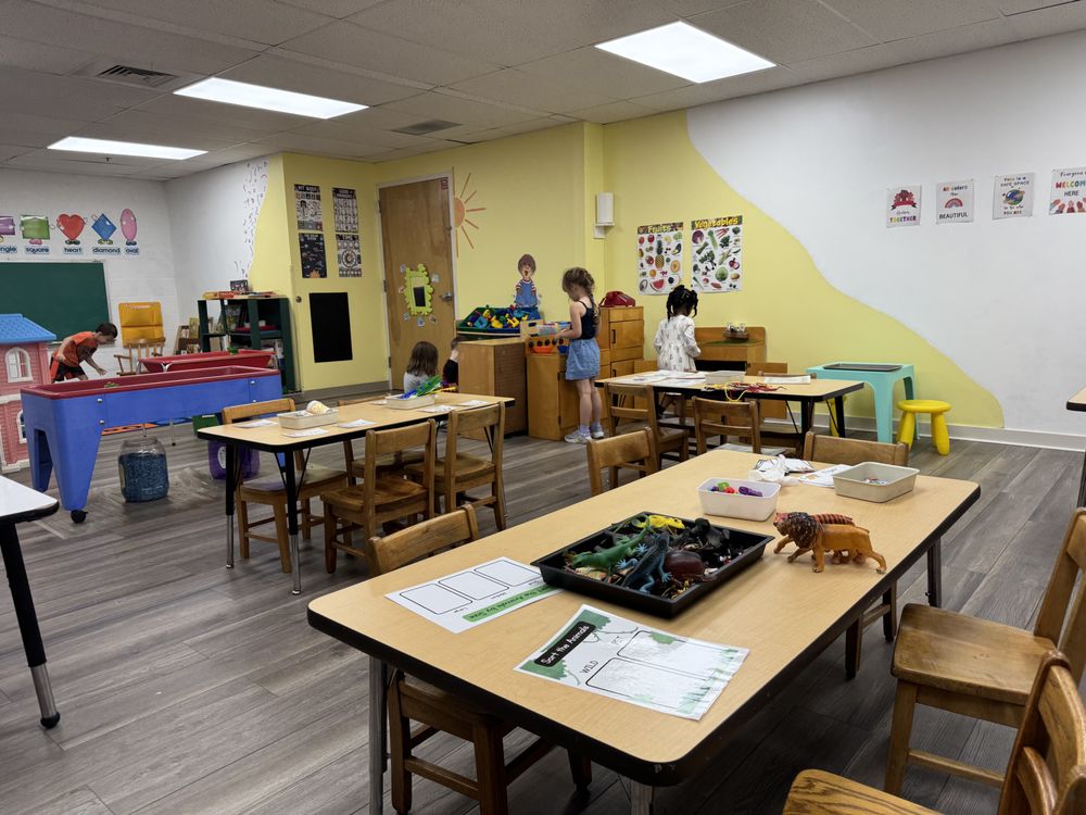 Greenhills Cooperative Preschool - childcare center in Parkdale, OH