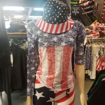 Utopia - Piercing Near Me - Hicksville, New York