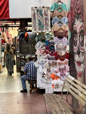 Mercado de Artesanías La Ciudadela by null