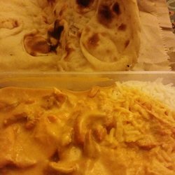 Bombay Grill Mortdale - Mango chicken, rice & plain naan