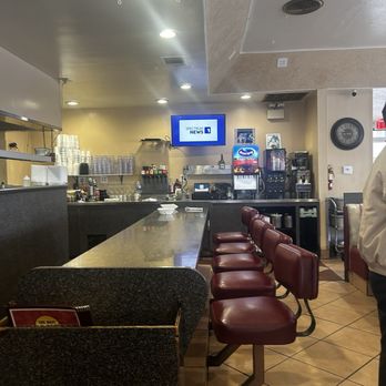 The Best Breakfast Cafe - American Near Me - Oxnard, California