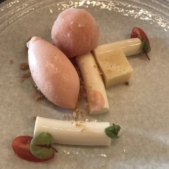 Park Restaurant - Dessert - la tomate - Asian Fusion Near Me - Westmount, Quebec Park Restaurant - Dessert - la tomate - Asian Fusion Near Me - Westmount, Quebec
