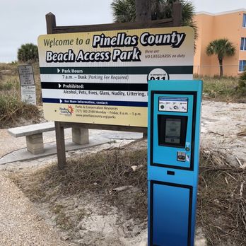 St Pete Beach - Parking $3.25 per hour - Beaches Near Me - St Pete Beach, Florida St Pete Beach - Parking $3.25 per hour - Beaches Near Me - St Pete Beach, Florida
