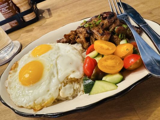 Bayan Ko Diner by null