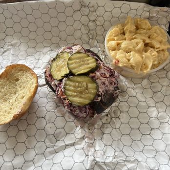 Wild Waylon's BBQ - Brisket Sammy & Mac - Barbeque Near Me - Fredericksburg, Virginia Wild Waylon's BBQ - Brisket Sammy & Mac - Barbeque Near Me - Fredericksburg, Virginia