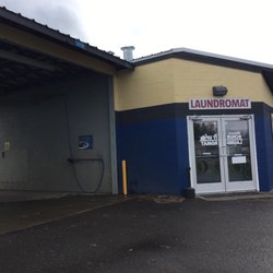 Scrub It Up - Dog wash/car wash/laundromat. Good condition and always open!