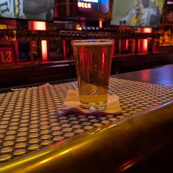 Leroy's Lounge - Sports Bars Near Me - Fenton, Michigan