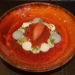 DES CLASSIQUES Strawberry sorbet, marigold diplomat and apple tree honey meringue.