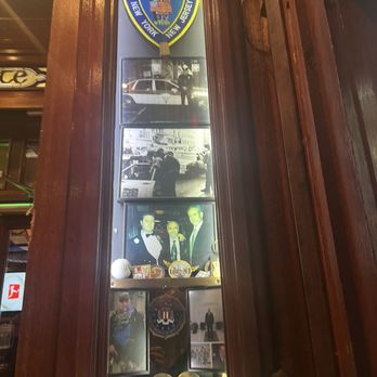 Connolly's Pub & Restaurant - Burgers Near Me - New York, New York Connolly's Pub & Restaurant - Burgers Near Me - New York, New York
