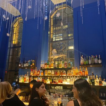 Ophelia - Cocktail Bars Near Me - New York, New York