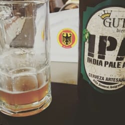 Joff - Riquisima con unas ricas salchichitas y una carne tiernita a la parrilla!