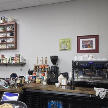 Bee Vintage Market - Cafes Near Me - Valrico, Florida Bee Vintage Market - Cafes Near Me - Valrico, Florida