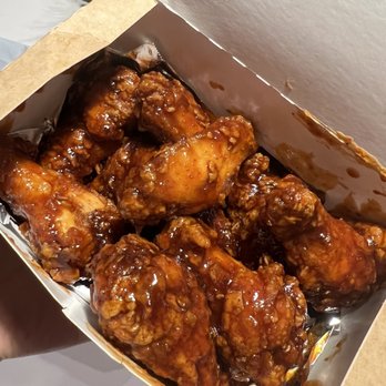 Choong Man Chicken - Georgia Tech - Garlic Spicy Chicken - Chicken Wings Near Me - Atlanta, Georgia