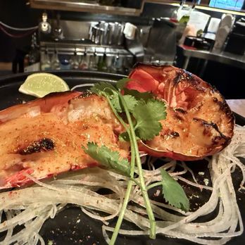 SUSHI-SAN - Half lobster, so didnt order this but it came out due to misunderstanding. It was better than what i ordered - Sushi Bars Near Me - Chicago, Illinois
