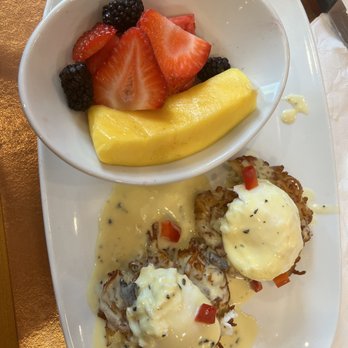 Another Broken Egg Cafe - Hashbrown Benedict was sooo good. I substituted fresh fruit for the potatoes. - Breakfast & Brunch Near Me - Lakewood Ranch, Florida Another Broken Egg Cafe - Hashbrown Benedict was sooo good. I substituted fresh fruit for the potatoes. - Breakfast & Brunch Near Me - Lakewood Ranch, Florida