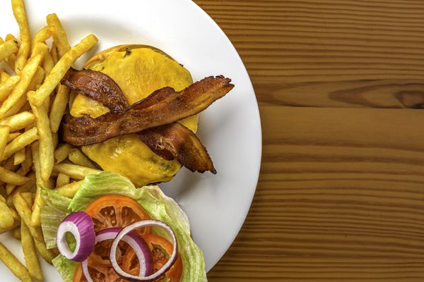 Basnight's Lone Cedar Cafe by null