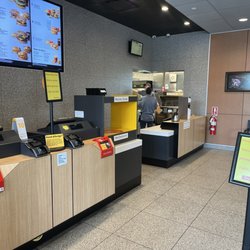 McDonald's - Cashier counter