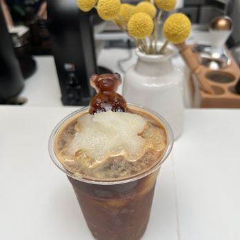 Un Caffe - Citrus iced americano - Coffee & Tea Near Me - Houston, Texas Un Caffe - Citrus iced americano - Coffee & Tea Near Me - Houston, Texas