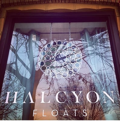 Halcyon Floats by null