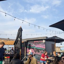 Taco Moto - Vibe and live music