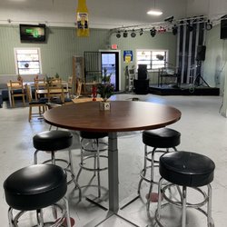 Magic 8 Sports Bar