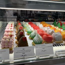Too pretty to eat.