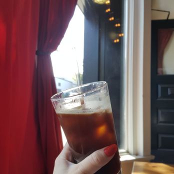Commercial Street Cafe - Cafes Near Me - Vancouver, British Columbia