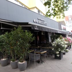 Bellucci - Terrasse mit Blumen am Morgen