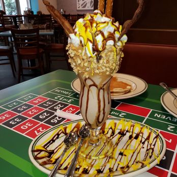 Maxie's - Elvis Banana Milk Shake - Breakfast & Brunch Near Me - Las Vegas, Nevada