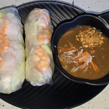 Ocean Pho - Chicken and pork spring rolls - Vietnamese Near Me - Redlands, California Ocean Pho - Chicken and pork spring rolls - Vietnamese Near Me - Redlands, California