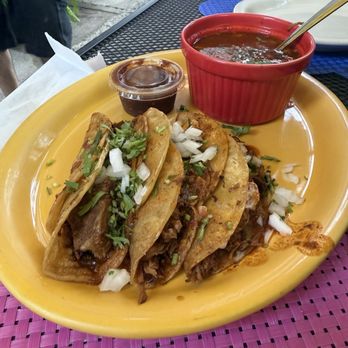 La Estancia - Queso birria - Mexican Near Me - Riverside, Illinois La Estancia - Queso birria - Mexican Near Me - Riverside, Illinois