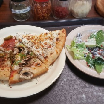 Orlando's Pizza - 1st serving. - Pizza Near Me - Brookshire, Texas Orlando's Pizza - 1st serving. - Pizza Near Me - Brookshire, Texas
