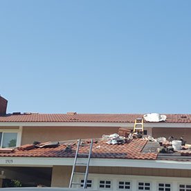 Slide of Silvestre Roofing