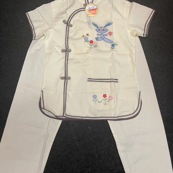 Upscale Resale Pces - New girls pajama sets. - Thrift Stores Near Me - Cedar Hill, Texas