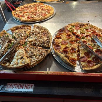 Partons Pizza - Pizza buffet. Not a lot of variety. - Pizza Near Me - Fort Worth, Texas