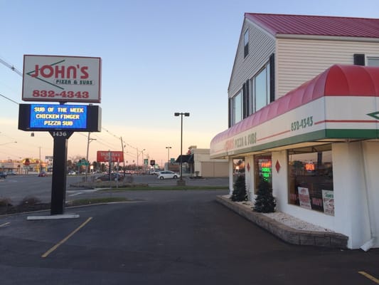 John's Pizza & Subs by null
