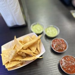 Taqueria Los Agaves - Extra Chips with salsas