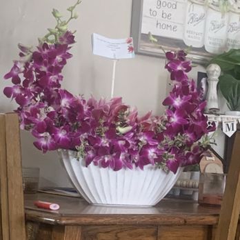 Melinda McCoy's Flowers - Floral Designers Near Me - Long Beach, California Melinda McCoy's Flowers - Floral Designers Near Me - Long Beach, California