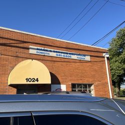 Hank's Service Center