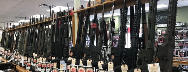 AREGO’S GUNS - Updated July 2024 - 19 Reviews - 532 Airport Rd, Hot