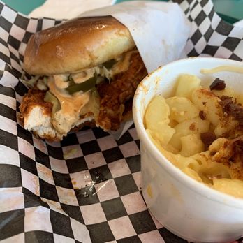 CARLITOS CRISPN CHICKEN & BAR - Updated October 2025 - 45 Photos & 51 ...