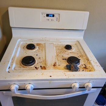 Five Star Quality Cleaning Service - Before - Stove clean - Home Cleaning Near Me Five Star Quality Cleaning Service - Before - Stove clean - Home Cleaning Near Me