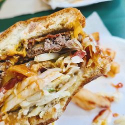 Sub Wings Milkshake & Burger