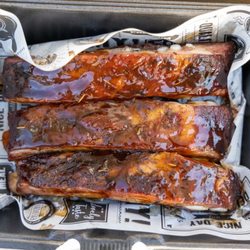 Smoked Ribs with House Sauce