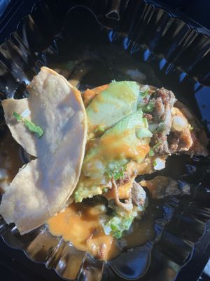 Leo's Tacos Truck by null