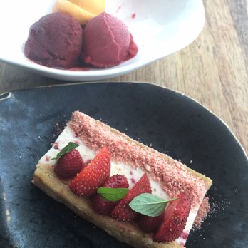 Sierra Mar - Sorbets, Ice cream sandwich - New American Near Me - Big Sur, California Sierra Mar - Sorbets, Ice cream sandwich - New American Near Me - Big Sur, California