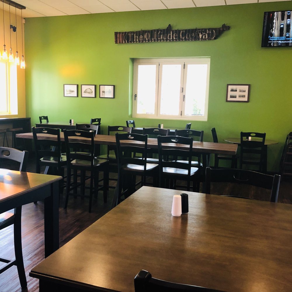 Bridge Street Cafe - Plenty of seating - Cafes Near Me - Bedford, Virginia