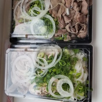 Ngon Restaurant Berlin - Beef and Chicken for Pho Take-Out - Vietnamese Near Me - Berlin, BE