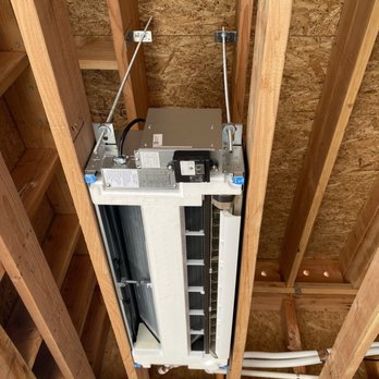 Reyes Heating and Air - Bedroom ceiling cassette. - Heating & Air Conditioning/HVAC Near Me - Novato, California
